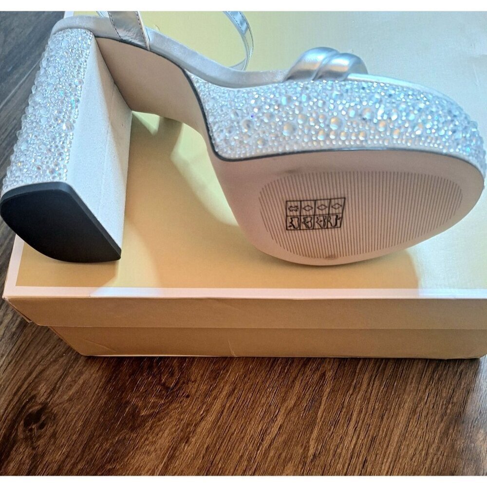 Michael Kors - Platform Sandal - Picture 7 of 11